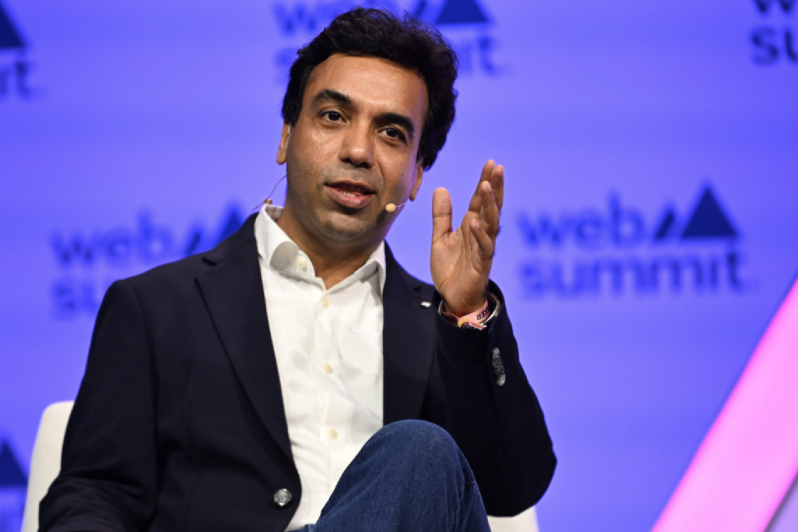 FINANCIAL FRAUDSTER NEWS INVESTIGATIONS EXCLUSIVE HMRC’S CORRUPT PROBE COLLAPSES: Lucy Craig Admits Frozen Funds Came from HMRC itself; Starling Bank Faces Multi-million-pound Lawsuit for Blind Complicity 