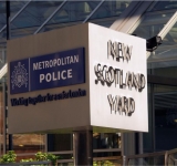 Immigration and legal services fraudster and former RAF engineer David Richard Smith convinces naive Met Police Officers prepared to break the law amid a plethora of lies
